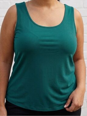 Ricki’s Green Sleeveless Tank Top XL Minimalist Stretch Knit Basic